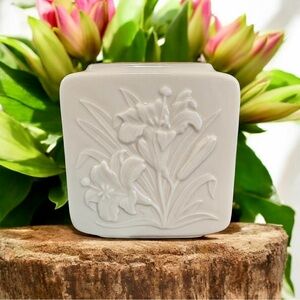 Lenox Vintage China Tiger Lily Square Vase With 24k Gold Trim